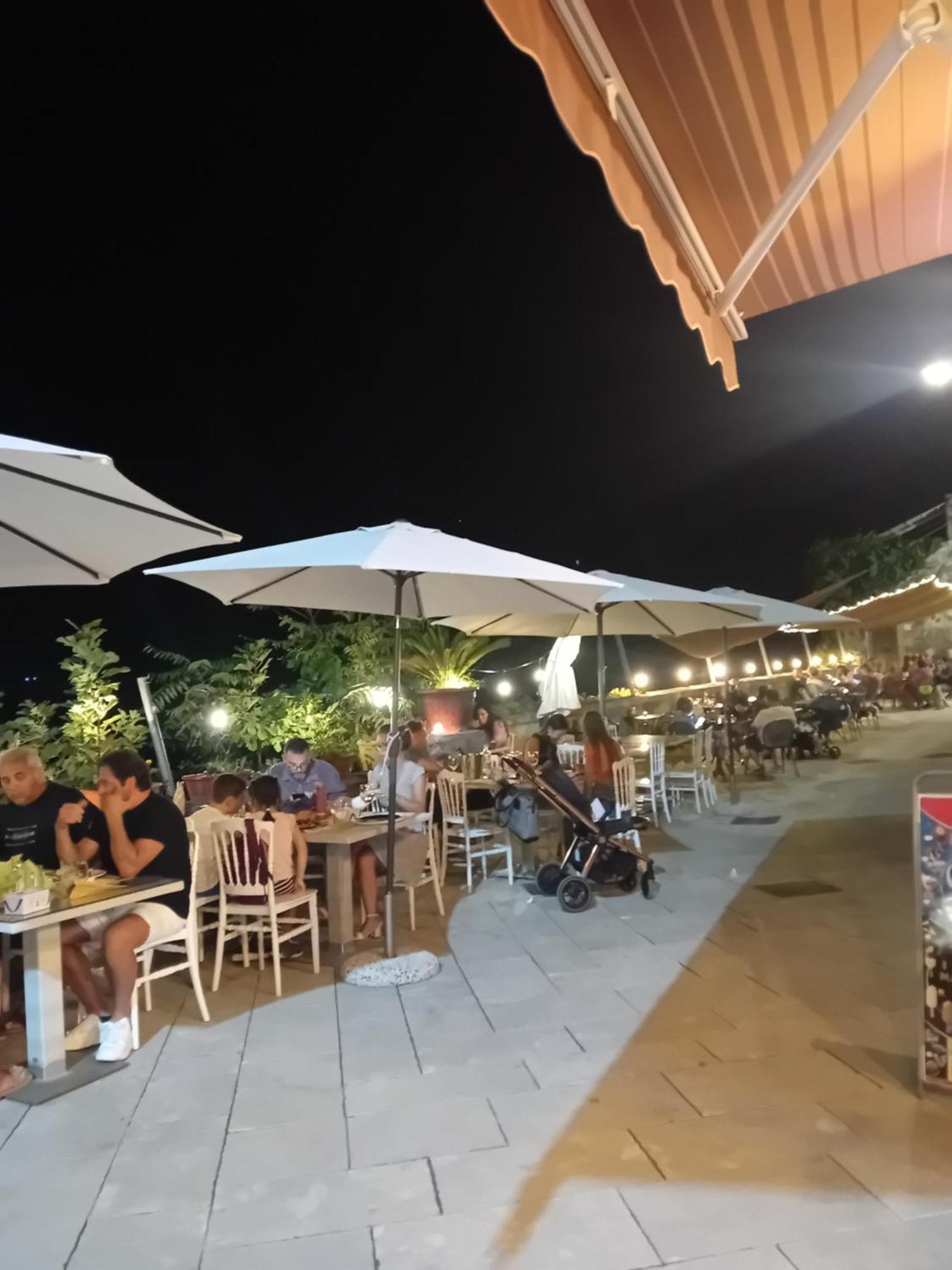 B&B Sunset Suite Belvedere 2 SantʼAgata deʼ Goti Exterior foto